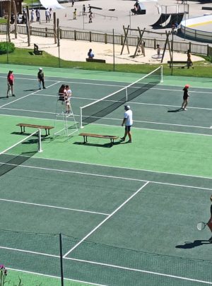 Stage tennis