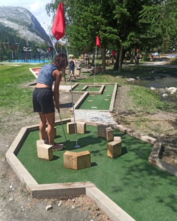 Mini-golf